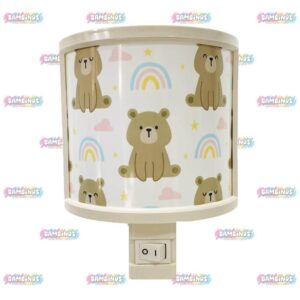 מנורת לילה אישית לקיר בחדר ילדים עם איור מעוצב של דובים וקשת בענן